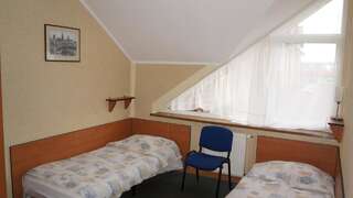 Отель Hotel SenS Mierzyn Двухместный номер с 1 кроватью или 2 отдельными кроватями и ванной комнатой-5