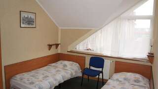 Отель Hotel SenS Mierzyn Двухместный номер с 1 кроватью или 2 отдельными кроватями и ванной комнатой-7